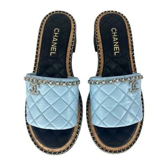 Chanel 2024 Interlocking CC Logo Quilted Chain Heeled Slides in Blue & Black - Picture 9 of 15